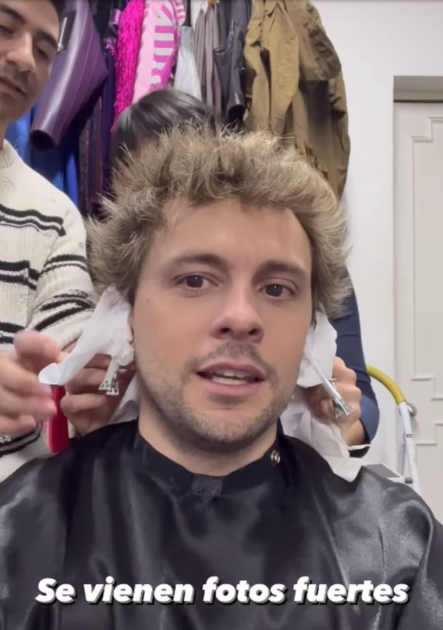 Joaquín Méndez tintura su cabello