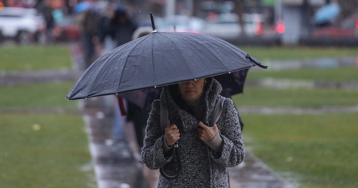 ¿Cuándo lloverá en la zona central? Confirman cambio en pronóstico para el fin de semana largo