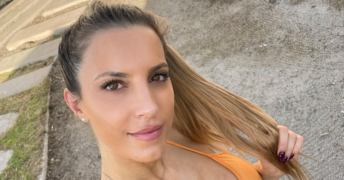 Lucila Vit alzó la voz por críticas a postal amamantando a su hija: “De las fotos más lindas que tengo”