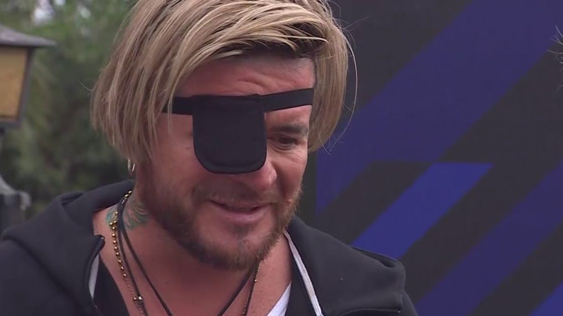 Grave infección dejó a Junior Playboy en la enfermería de Tierra Brava: "Me siento mal"