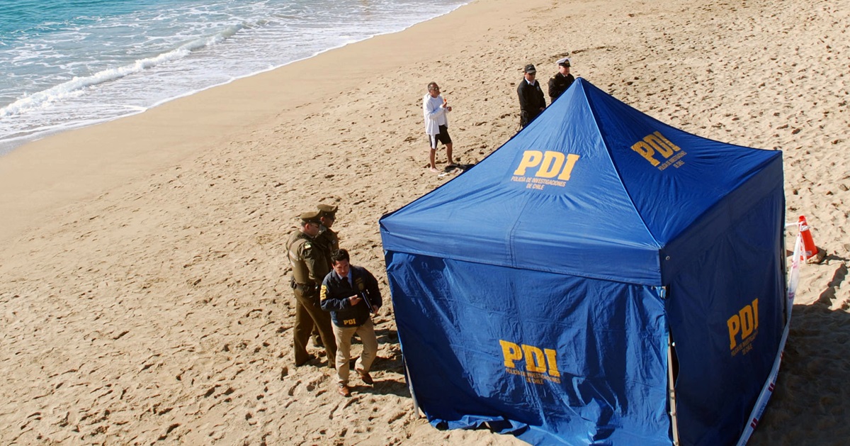 Hallan cadáver de un hombre en estado de descomposición en playa de San Pedro de la Paz