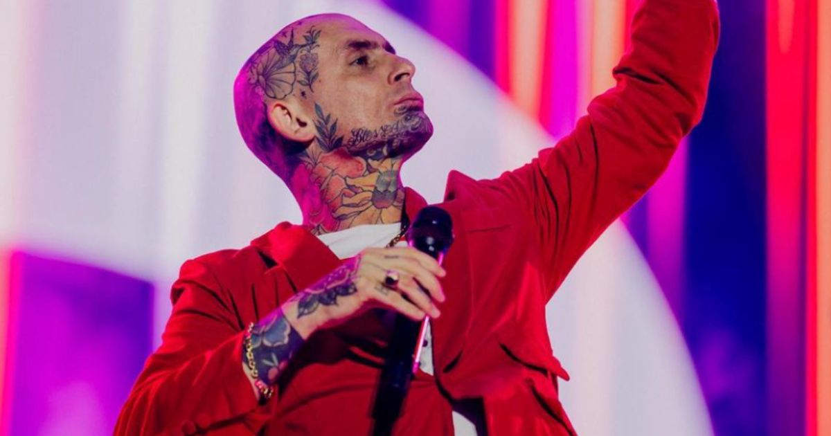 Ke Personajes se presenta en Chile