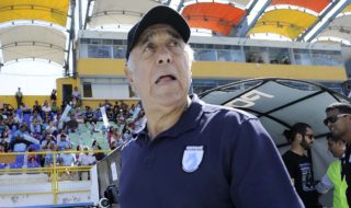 Reportan complicado estado de salud Nelson Acosta