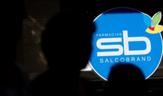 Familia de Chiguayante lanzó denuncia contra farmacia Salcobrand: acusa "captura ilegal" de clientes