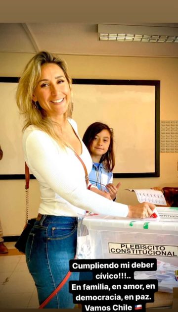 De Carmen Gloria Arroyo a Cristián Riquelme: las imágenes de los famosos votando en Plebiscito 2023