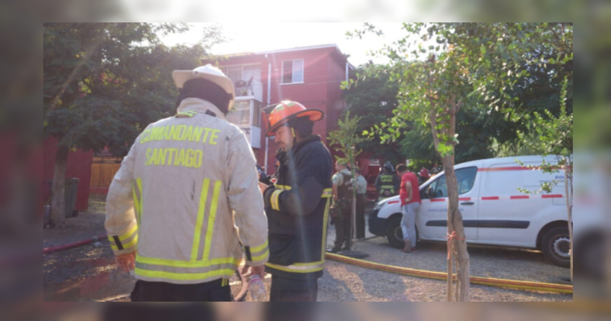 Incendio en Renca por sobrecarga eléctrica