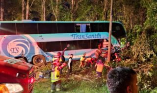 Accidente de bus chocó en letras Gorbea