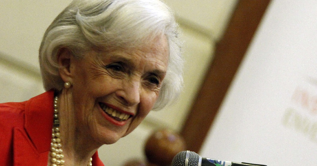 A los 98 años murió Carmen Barros, destacada actriz y cantante chilena