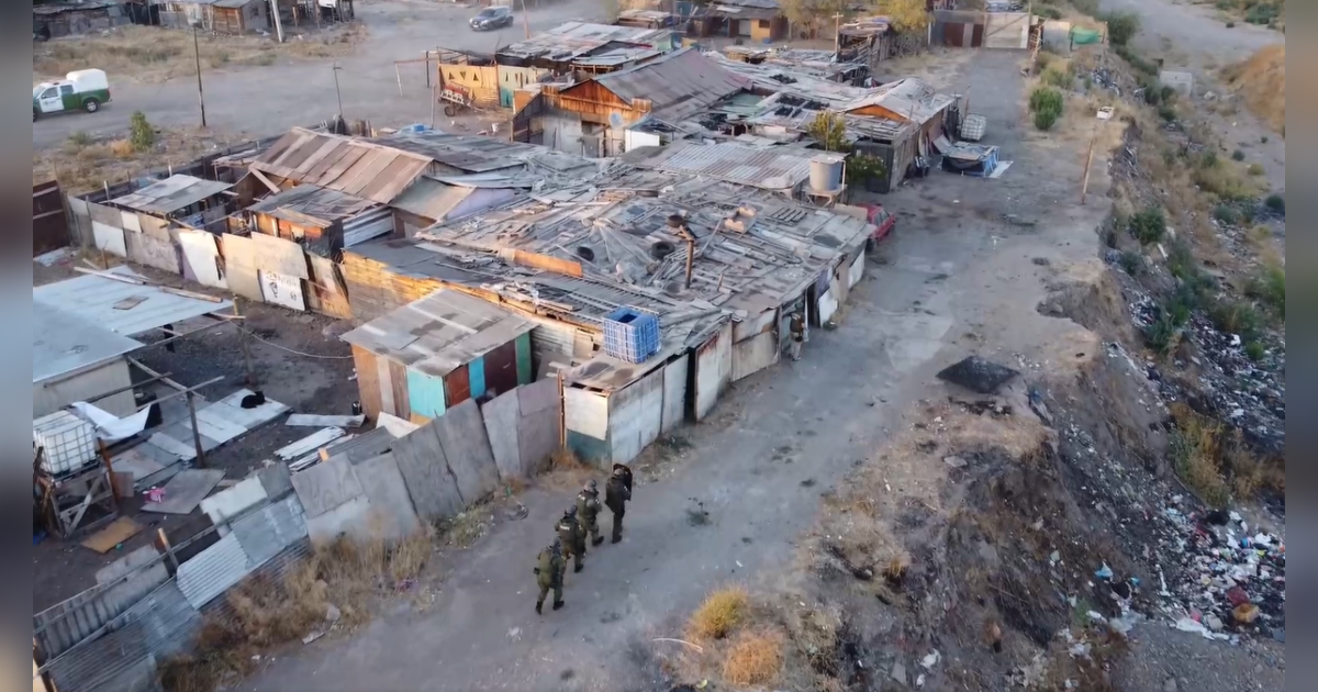 Allanan nueva "casa del terror" en Maipú: era usada por Tren de Aragua para torturar a secuestrados