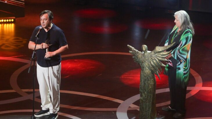 Gabi Medina no recibió premio en los Caleuche por delicado motivo: Claudio Arredondo la representó