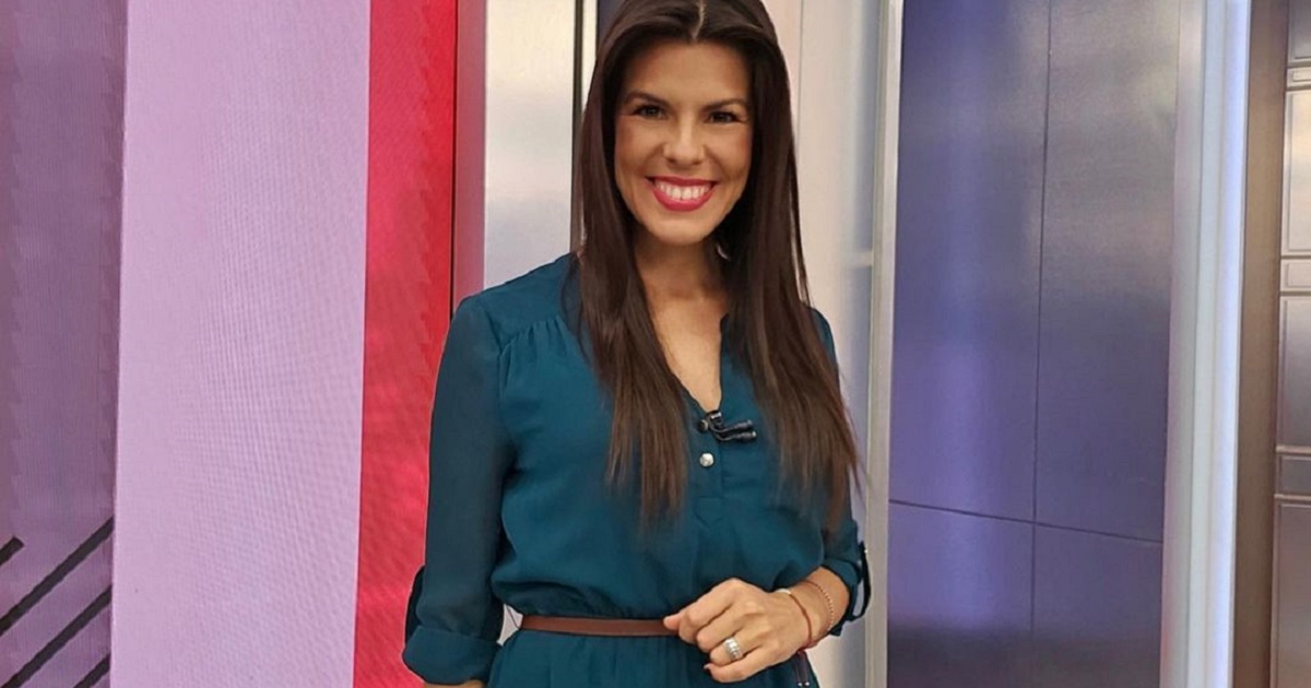 Periodista Natalia López de Canal 13 anunció que se convertirá en madre: "Gracias por tanto"