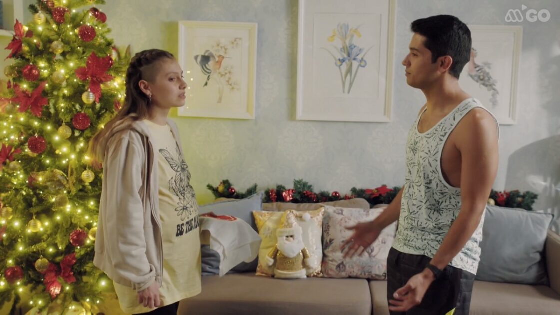 primer beso de Carol y Bruno en Como la vida misma