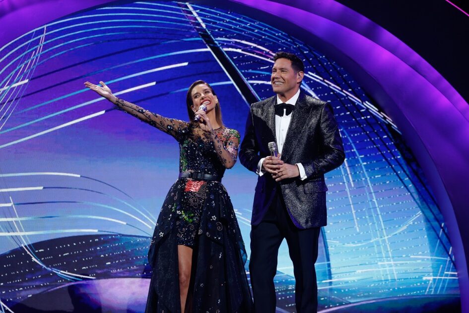 Viña 2024: María Luisa Godoy se lució con impactante vestido y Francisco Saavedra apostó por innovador look