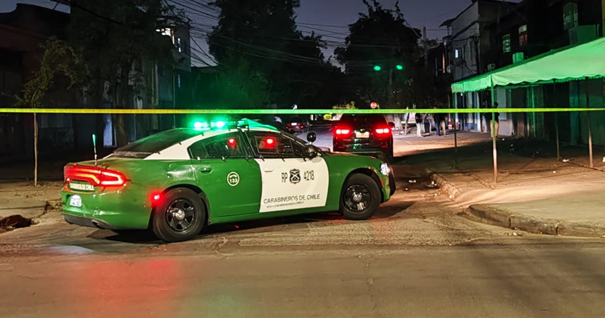 Reportan homicidio en barrio Franklin: esto se sabe del caso de víctimas lanzadas desde un vehículo