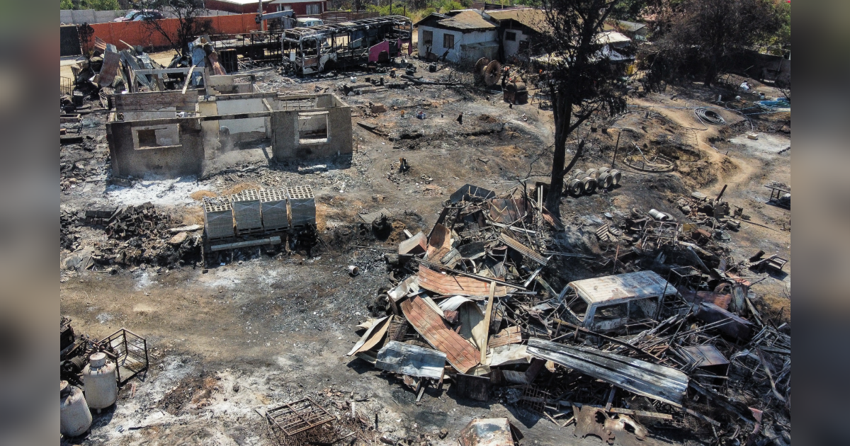 Aumentan a 132 los fallecidos por incendios en Valparaíso: SML confirmó hallazgo de nuevo cuerpo