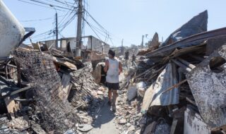 prohibición paso de autos Valparaíso