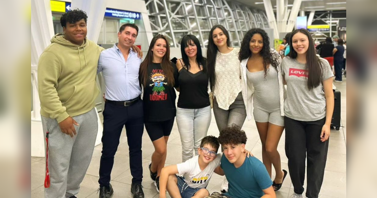 Angie Alvarado dejó Chile y su familia la despidió desde el aeropuerto: "Nos volveremos a encontrar"