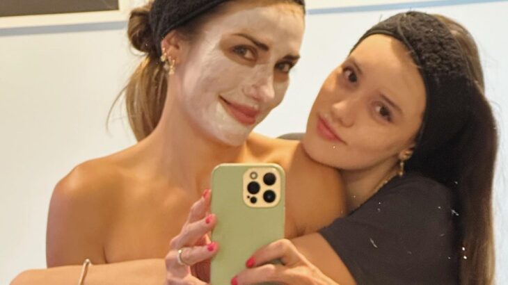 Carola de Moras evidenció lo grande que está su hija: ya tiene 14 años