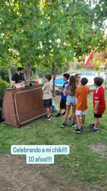 Hijo de Carla Jara y Francisco Kaminski cumplió 10 años