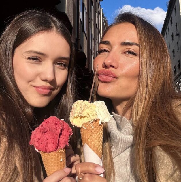 Carola de Moras evidenció lo grande que está su hija: ya tiene 14 años