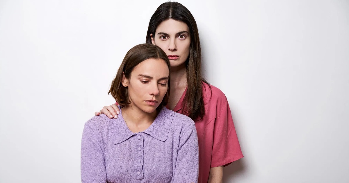 Paloma Moreno y María Gracia Omegna en obra de teatro