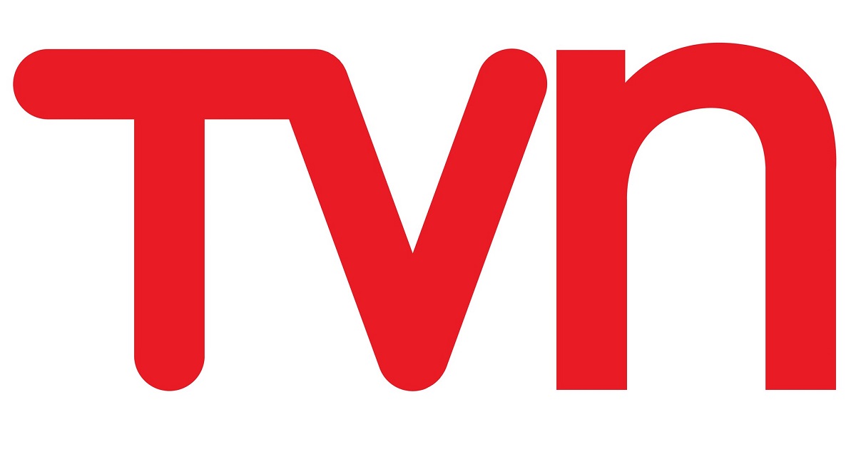 Nuevo remezón en TVN: destacado periodista del Departamento de Prensa renunció a la señal