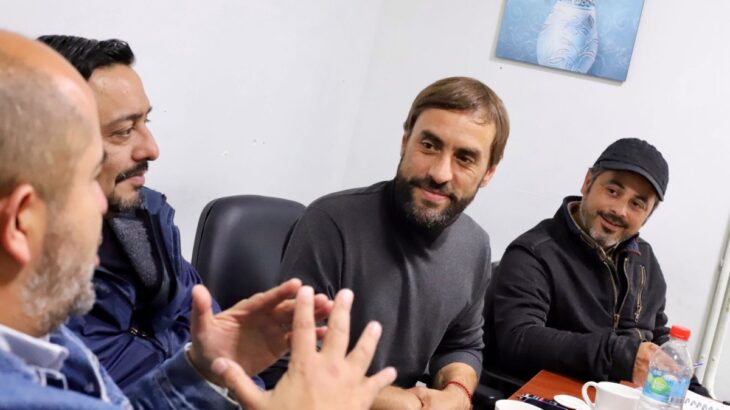 Álvaro Gómez logra firmas para candidatura a alcalde