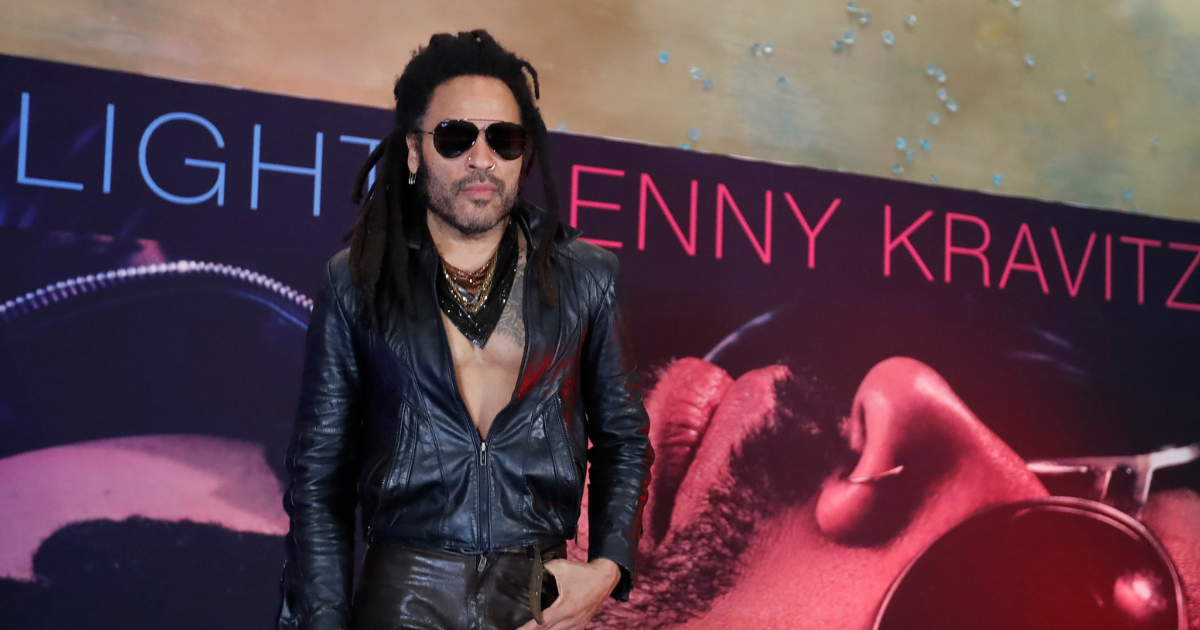 Viralizan singular forma en que Lenny Kravitz practica ejercicio en el gimnasio