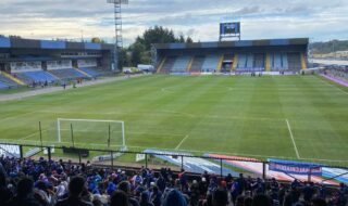 Evacúan estadio talcahuano
