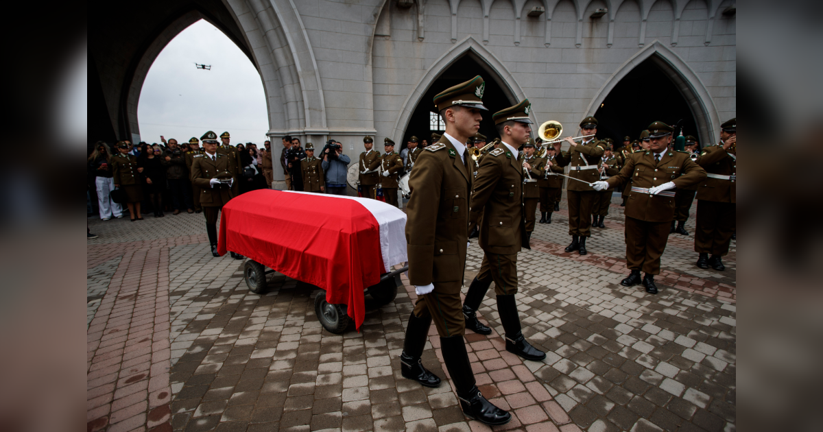 Homenajes póstumos y con autoridades de Gobierno: el emotivo funeral del teniente Emmanuel Sánchez