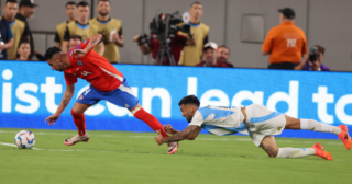 Conmebol liberó audio del VAR sobre polémico gol de Argentina a Chile en la Copa América