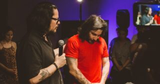 Reflotan video de Felipe Avello en iglesia y se volvió tendencia en redes: ¿ahora es evangélico?