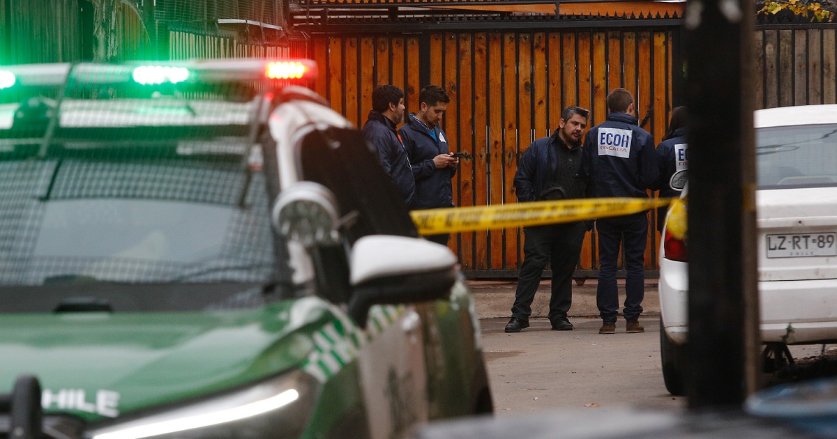Hombre frustró a balazos intento de robo su vehículo en Maipú