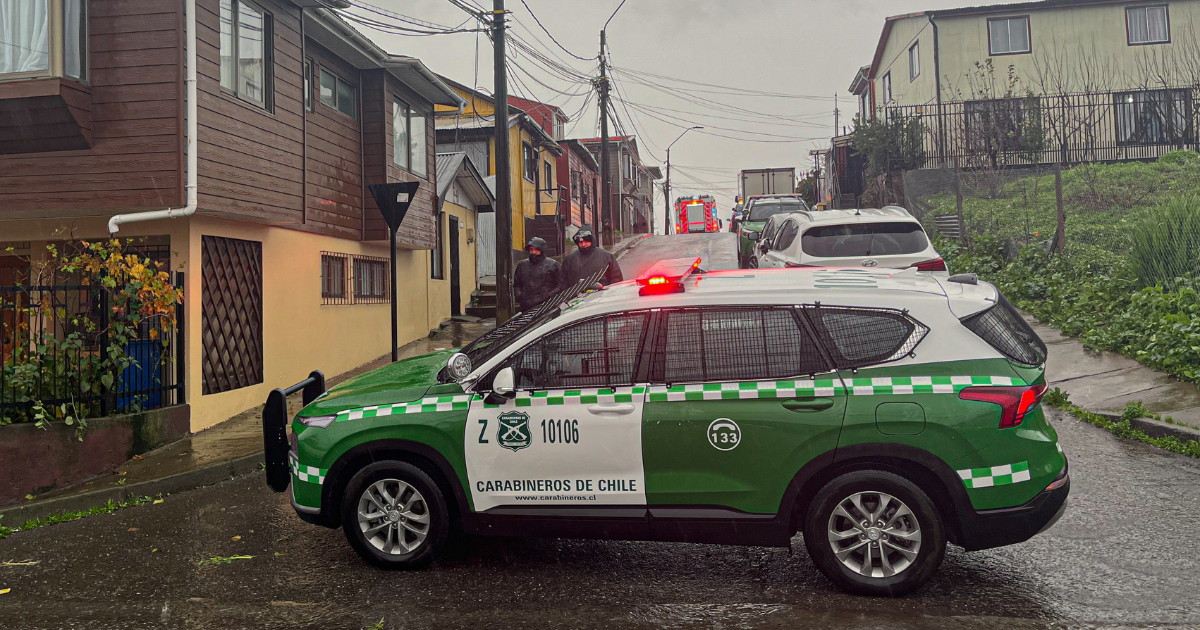 Sistema frontal cobró primera víctima: conductor de tractor falleció tras caída de poste en el Maule