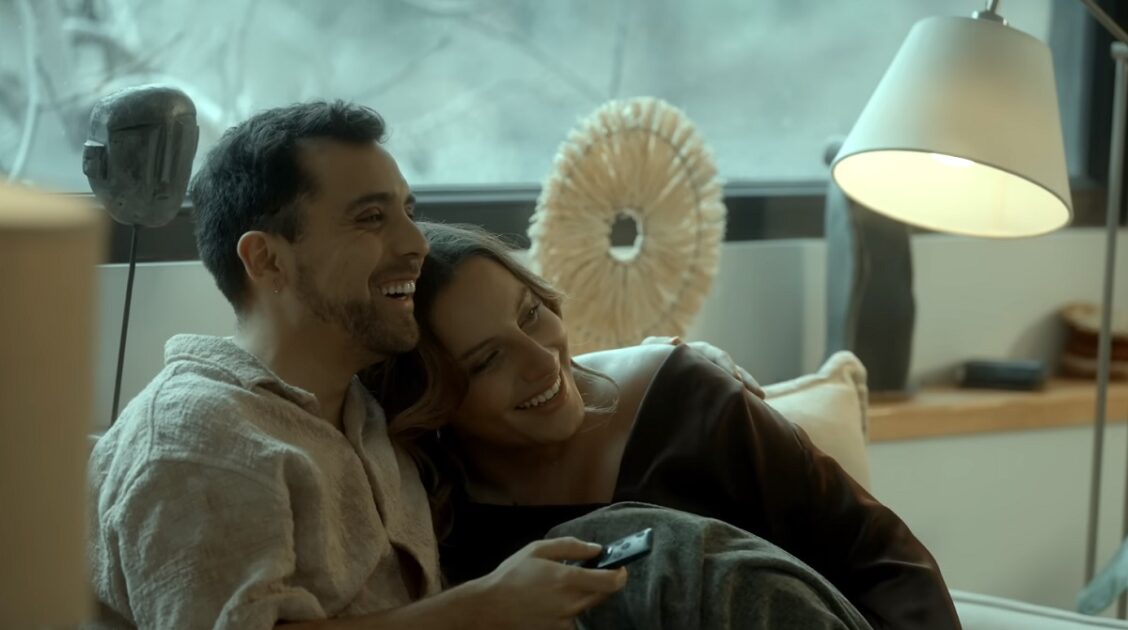 Trini Cerda protagoniza videoclip musical con actor de Verdades Ocultas