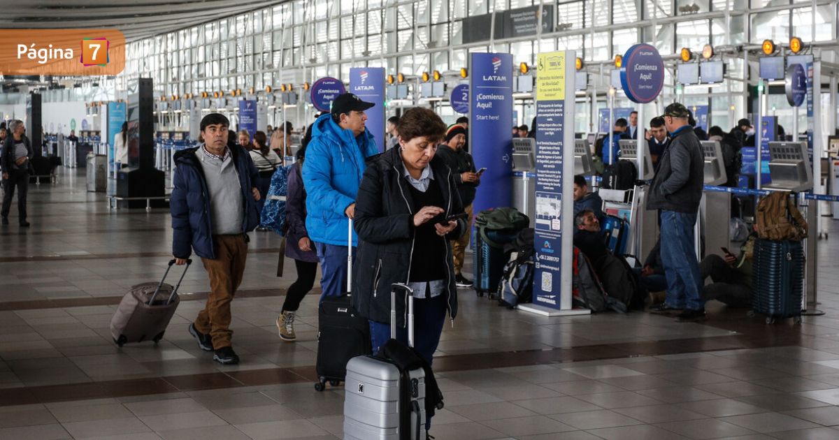 Paro de trabajadores del Aeropuerto de Santiago