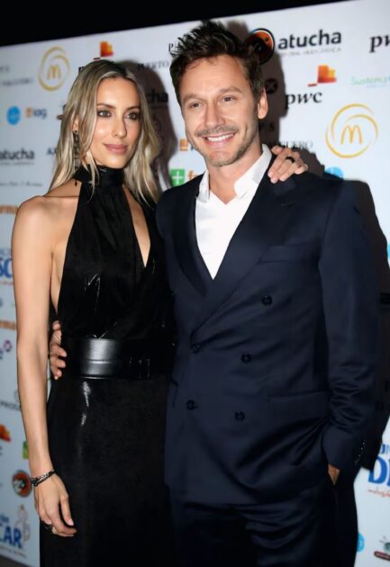 Benjamín Vicuña posó por primera vez con su nueva pareja Anita Espasandin: "Es una mujer increíble"