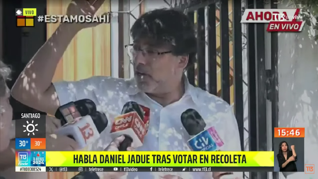 Daniel Jadue acusó agresión de la prensa tras caótica votación en Recoleta: “No tienen respeto”