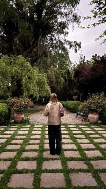 Aseguran que Máximo Menem tiene nueva polola y es una maquilladora chilena: fotos lo confirmarían