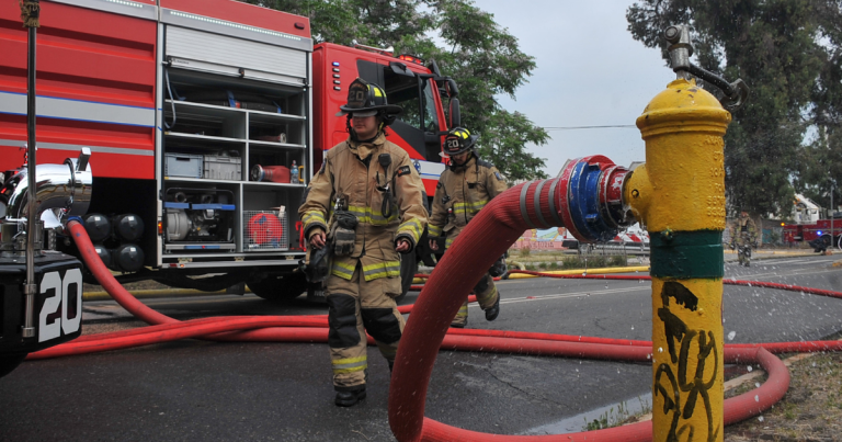 Tragedia en Chonchi: hombre falleció tras no lograr salir de su casa en brutal incendio
