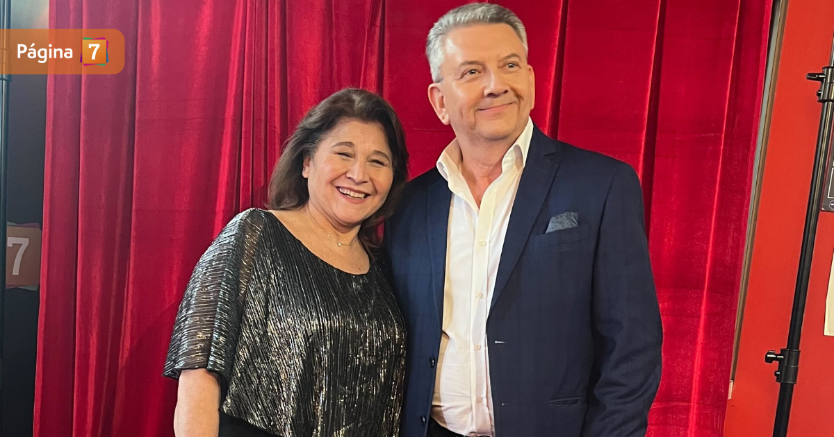 Jaime Leyton llegó con su esposa a los Premios Cordillera: se arriesgaron con look a juego