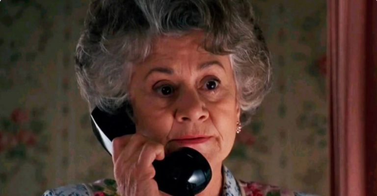 Destacada actriz británica Joan Plowright muere a los 95 años