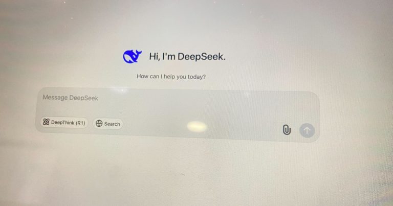 Qué es DeepSeek: las claves para comprender la nueva IA china