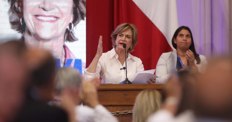 Evelyn Matthei se consolida como la candidata presidencial de la derecha tras apoyo de la UDI y RN