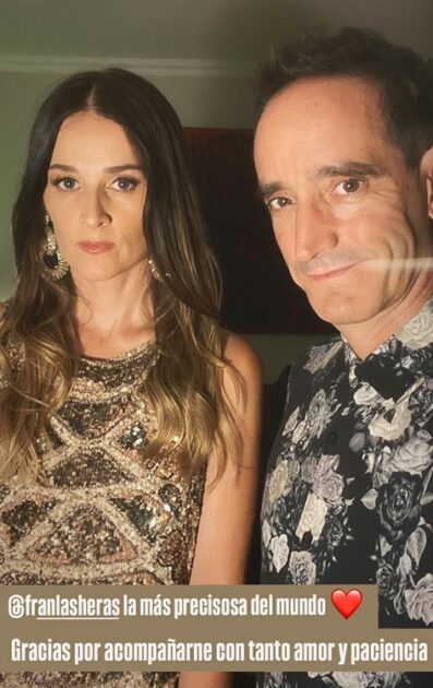 Nicolás Saavedra y su nueva pareja en los Premios Caleuche
