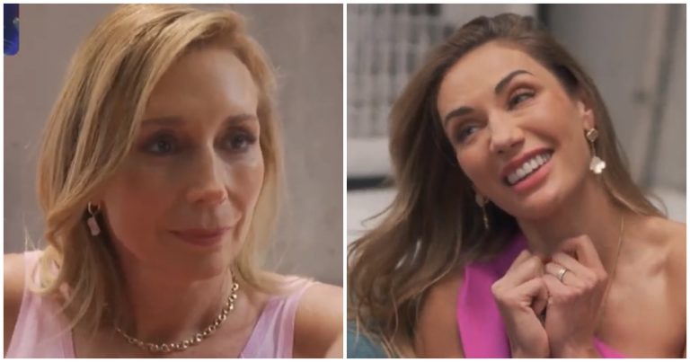 Carola de Moras hizo significativo y “simbólico” regalo a Karen por Viña 2025: “Una está expuesta”