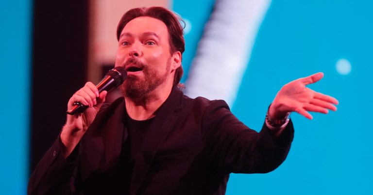 La tensa rutina de George Harris en Viña 2025: discutió con el público y abandonó el escenario