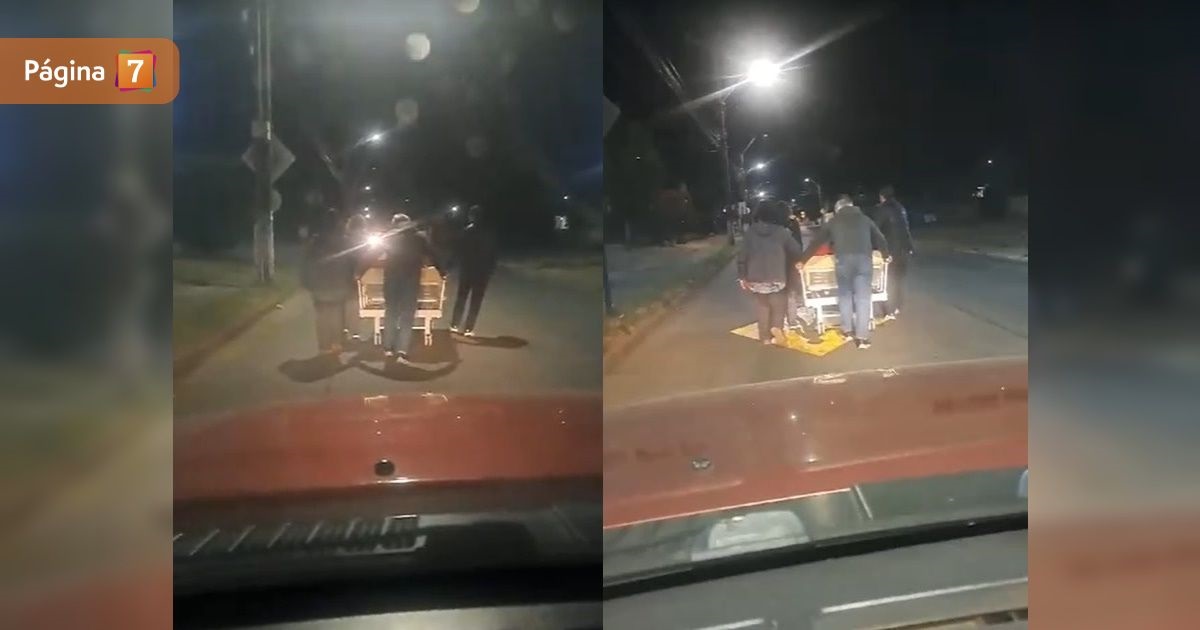 Paciente con cáncer terminal fue llevado en camilla por la calle al cesfam por falta de ambulancia