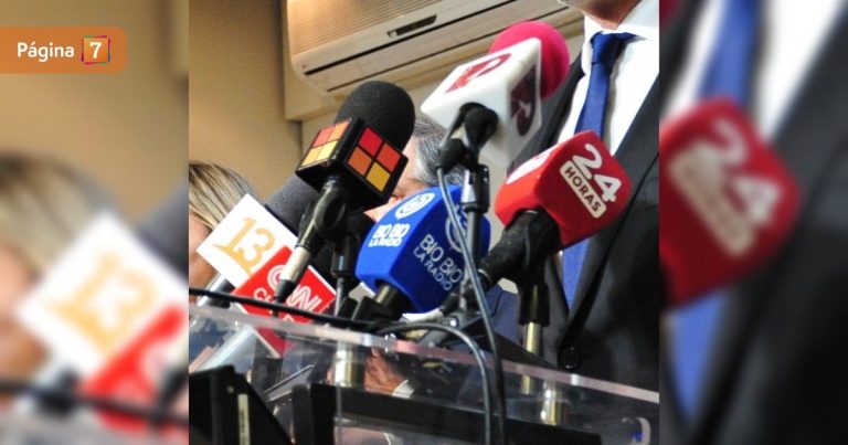 Dos conocidos periodistas destaparon antiguo romance y en redes celebraron: 