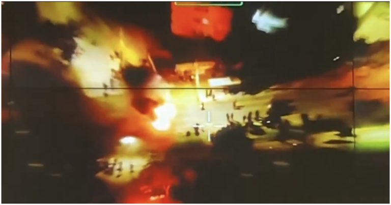 Barricadas incendiarias marcan la conmemoración del Día del Joven Combatiente en Santiago